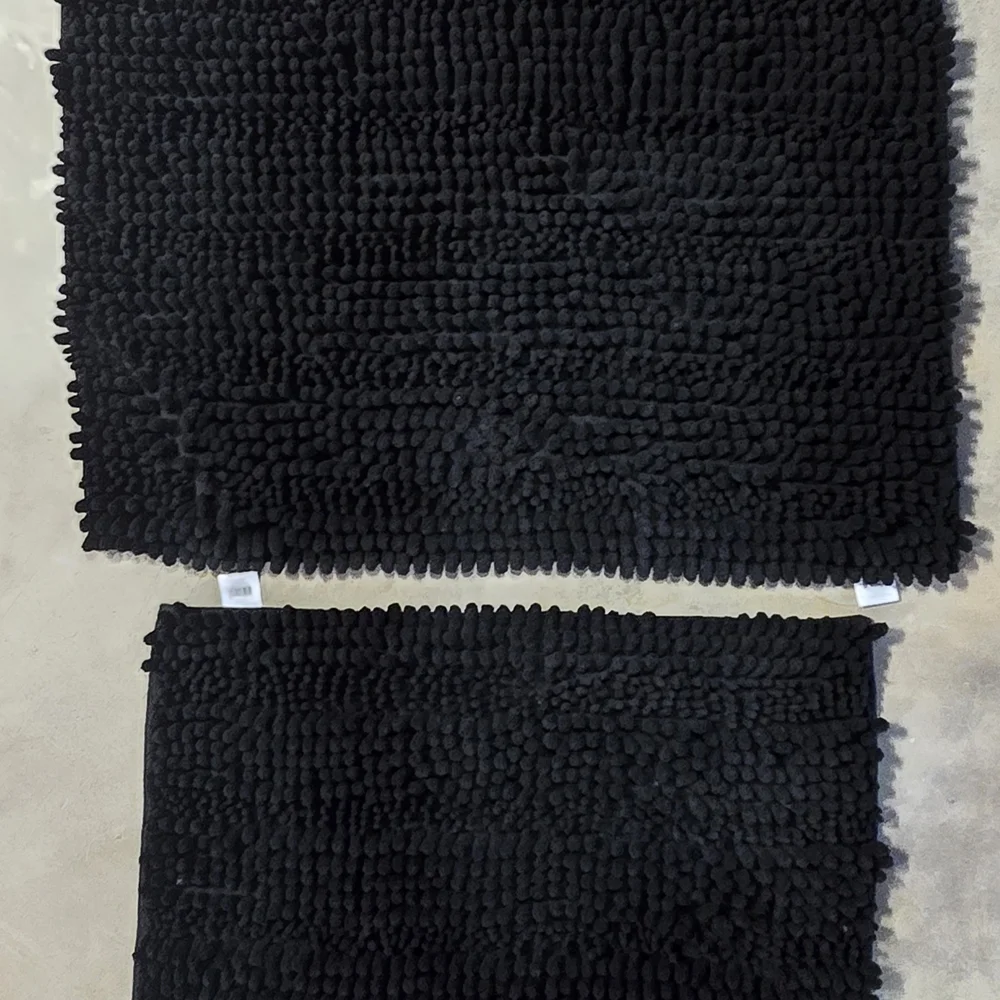 Black Cheneille Bath Mat Set